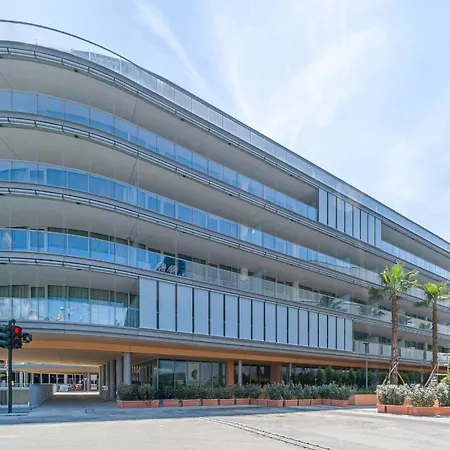 Waterfront Loft By Wonderful Italy