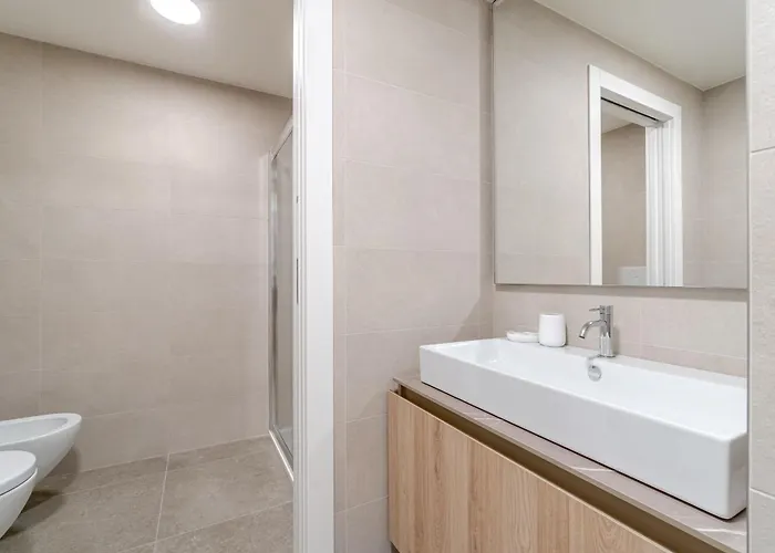 Waterfront Loft By Wonderful Italy Lägenhet *