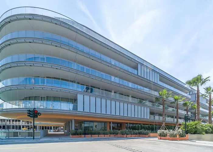 Waterfront Loft By Wonderful Italy